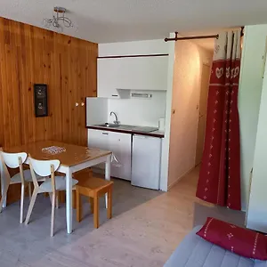 studio-4-personnes-centre-superbesse.hotels-rhonealpes.com/